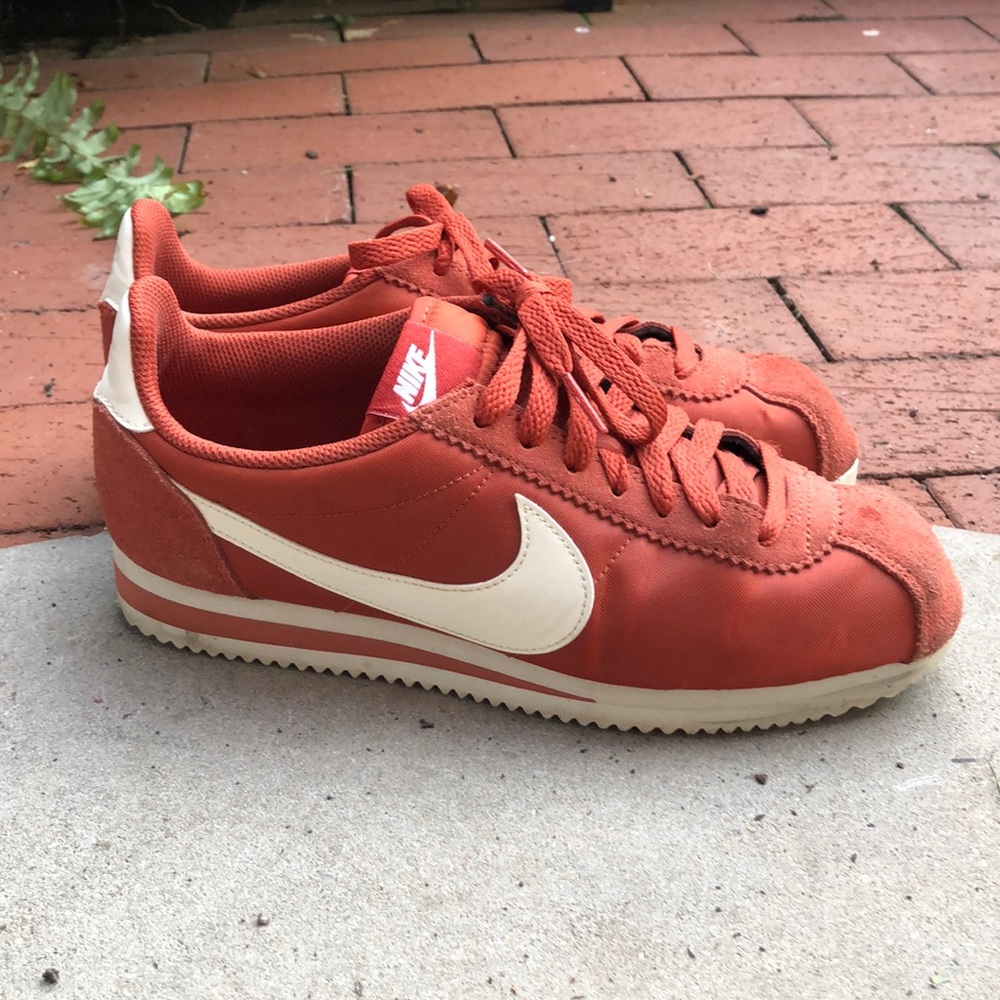 Nike Women’s Classic Cortez Nylon Firewood Orange Size 9